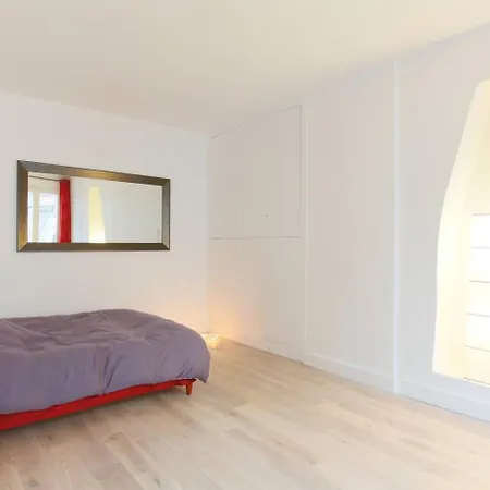 Appartamento Lovely 10 Min Walk To Louvre 3 Persons *